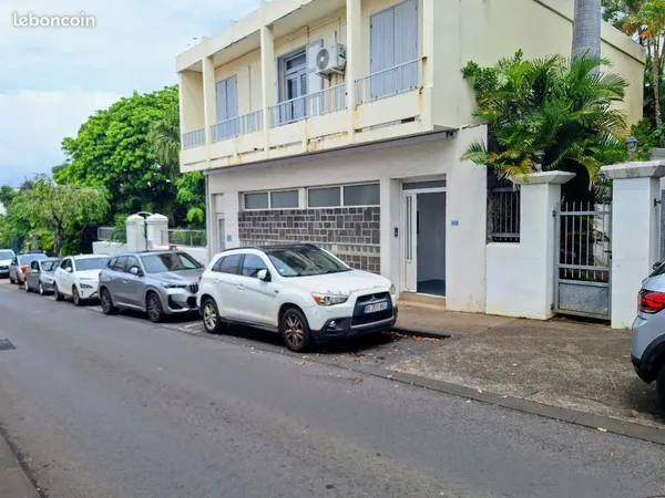 Local professionnel