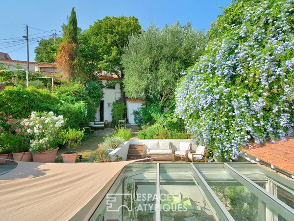 Maison Contemporaine avec Jardin Confidentiel - Coeur Vauban