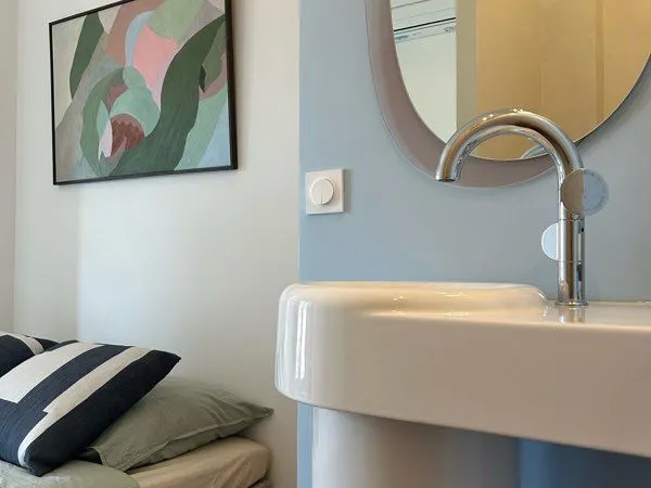 Appartement rénové climatisé et meublé