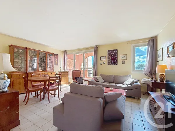 Appartement 4 pièces 83 m²