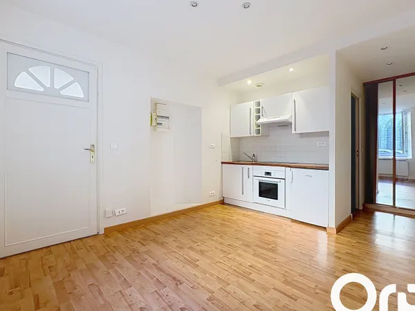 Studio 1 pièce 19 m²