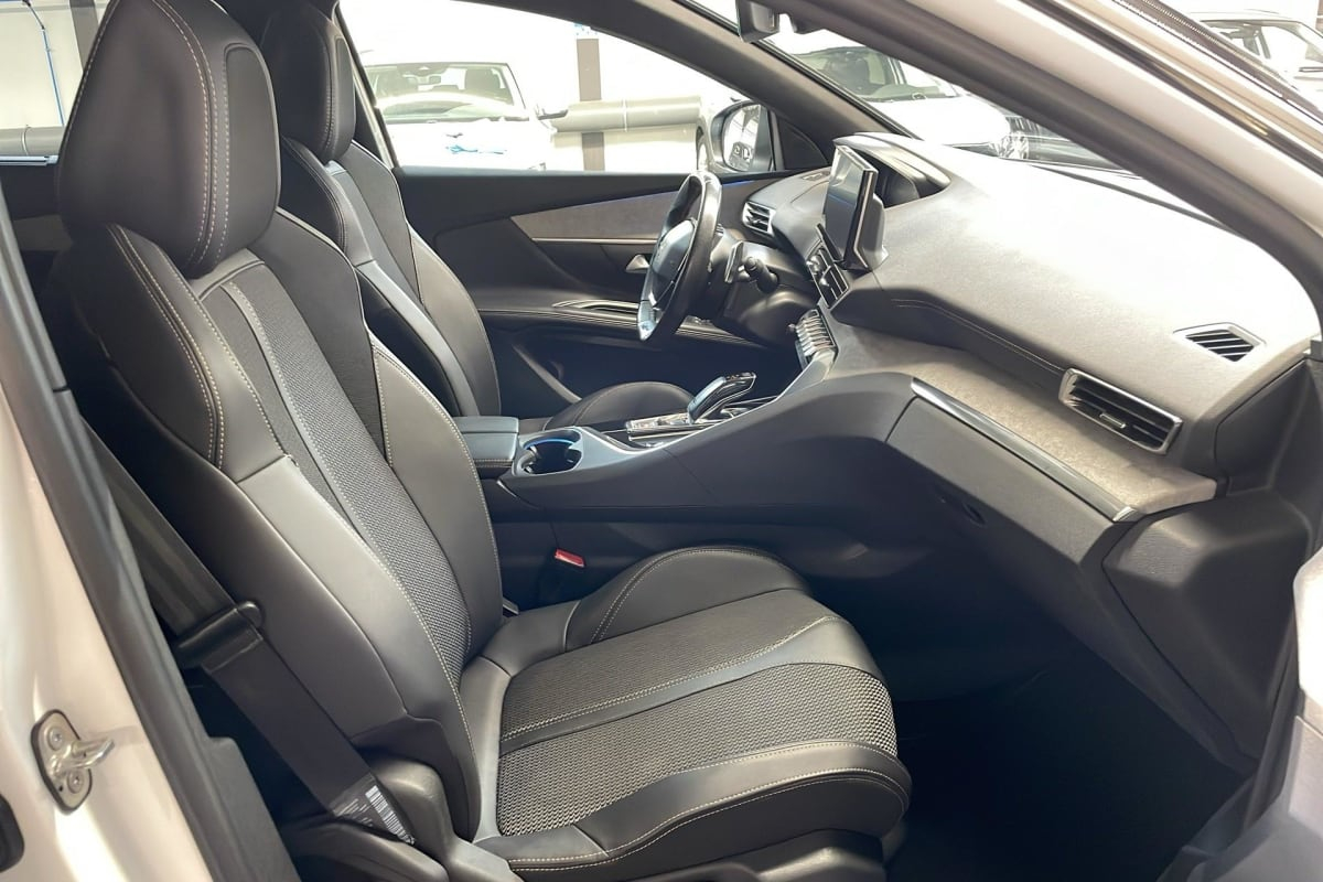 Peugeot 5008 — photo 9