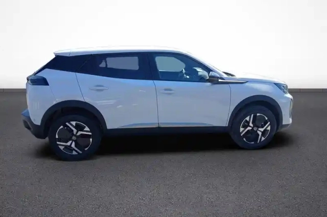Peugeot 2008 hybrid 145 e-dcs6 — photo 7
