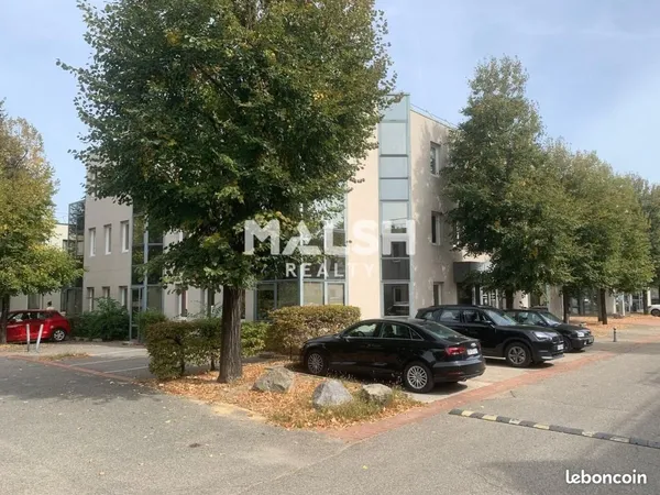 Bureaux 98 m²