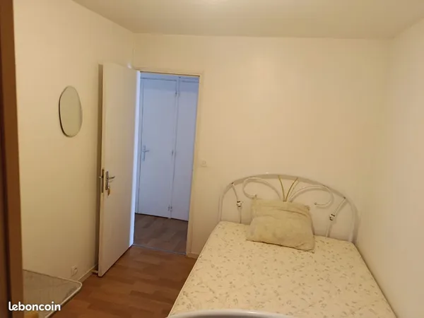 Chambre Colocation Épernon 3p 12m² 260€