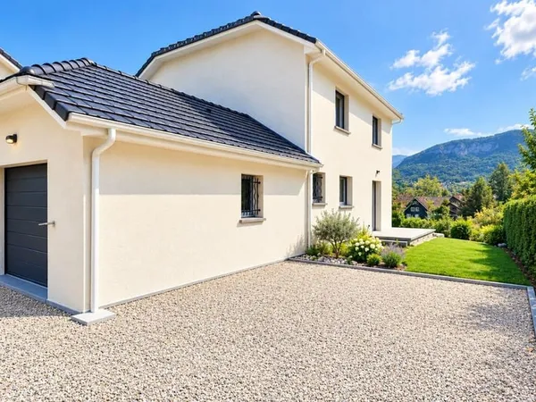 DUINGT LAC D'ANNECY - MAISON CONTEMPORAINE DE 120 M² ENVIRON SUR TERRAIN DE 790 M²