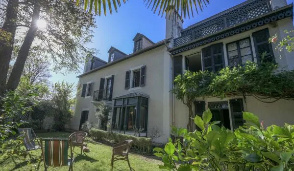 Maison 14 pièces 283 m²
