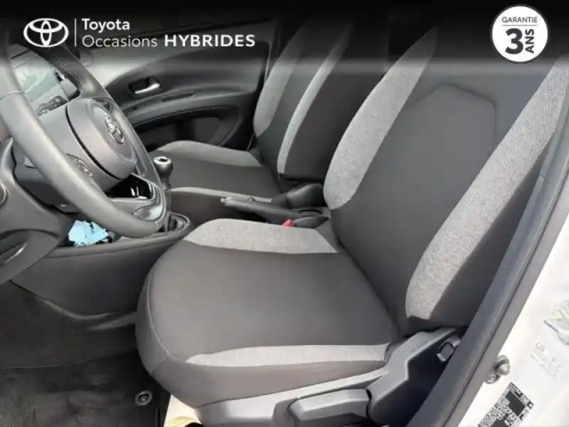 Toyota Aygo X 1.0 vvt-i 72ch dynamic my23 — photo 3