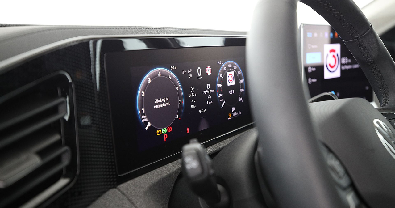 Volkswagen Tiguan — photo 20