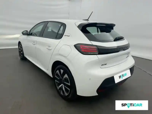 Peugeot 208 hybrid 110 ch e-dcs6 — photo 5