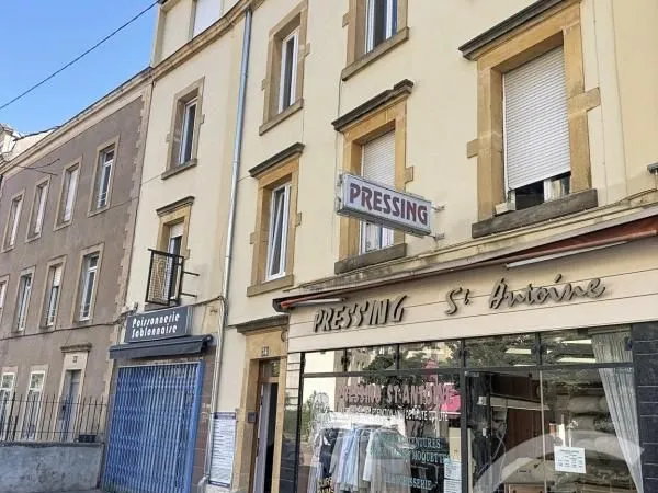 Commerce 57 m²