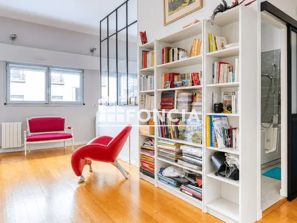 EXCEPTIONNEL- PLEIN COEUR BUTTE AUX CAILLES- PARIS 13ème- 3/4 PIECES ATYPIQUE- 69 m2- VERANDA- JARDI