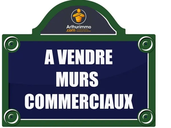 Neuvy sur Barangeon - Centre -Ville : Immeuble commercial