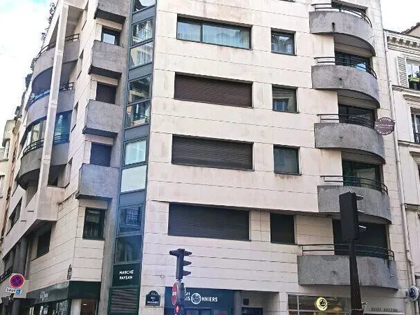 Parking 12 m²