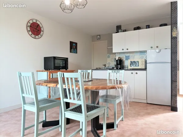 APPARTEMENT T2 MEUBLÉ(Lire