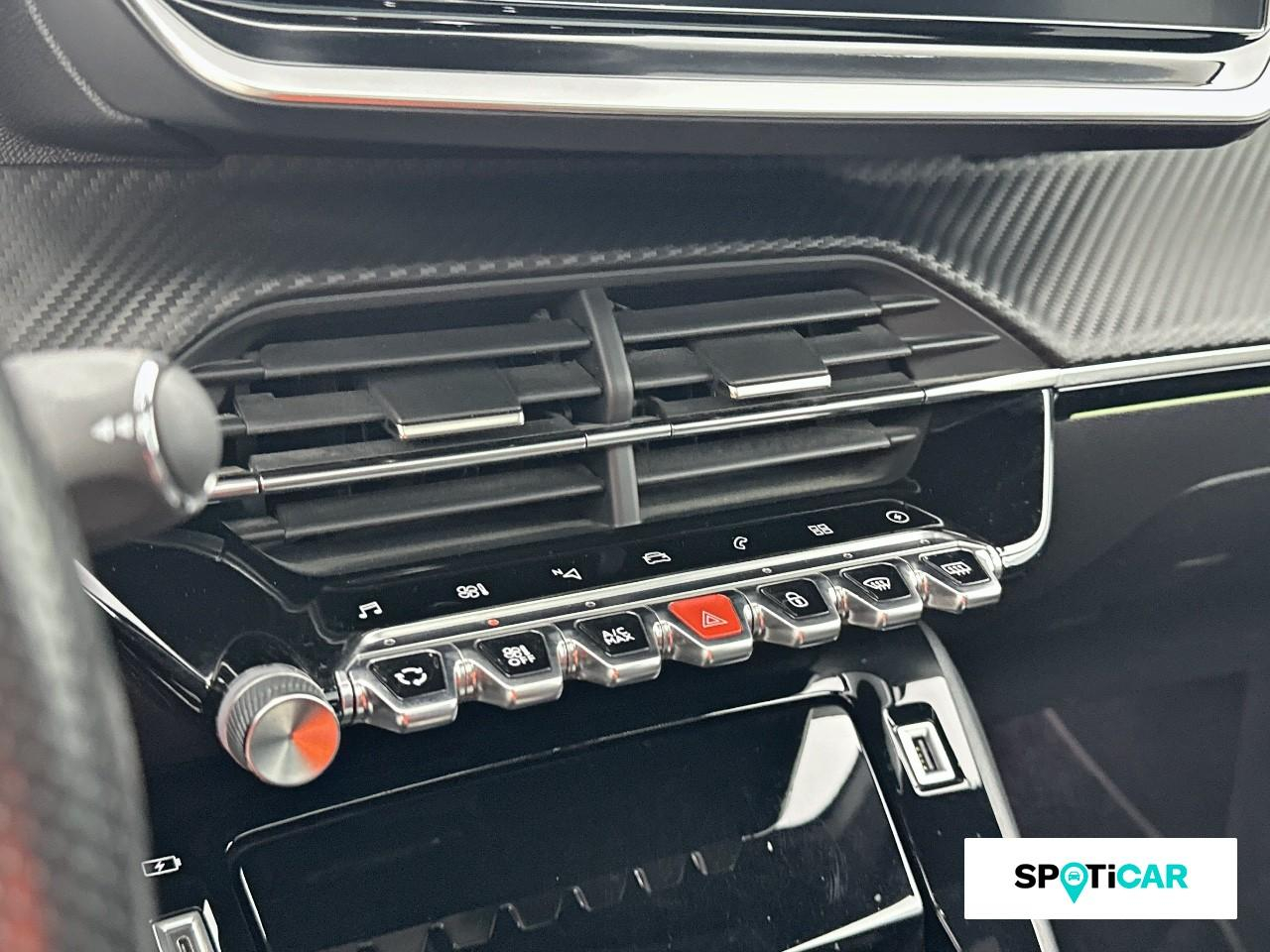Peugeot 208 e-208 136ch gt — photo 15