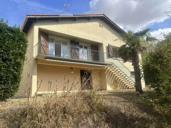 Maison de 110 m² en centre-ville de Gimont