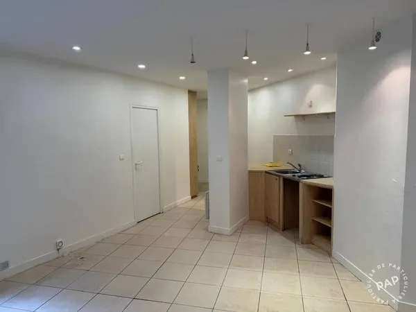 Studio 1 pièce 28 m²