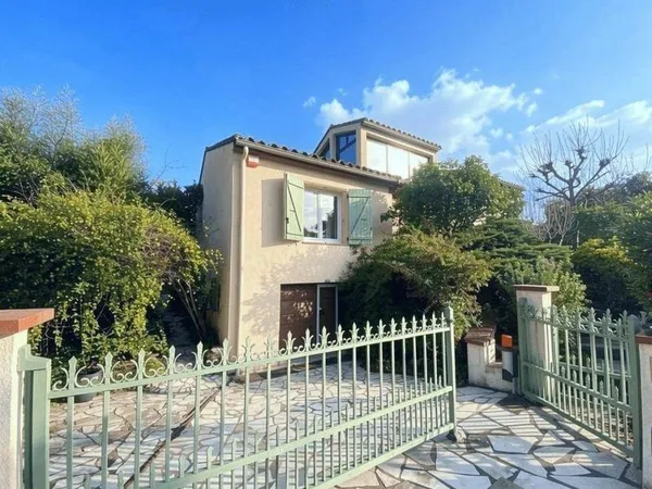 Maison 5 pièces 153 m²