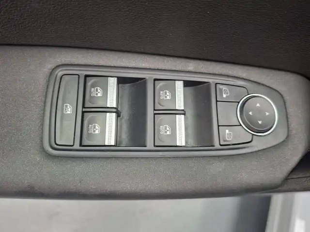 Renault Captur eco-g 100 ch — photo 3