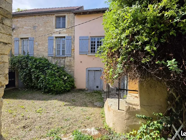 Maison de village 3 pièces 85 m²