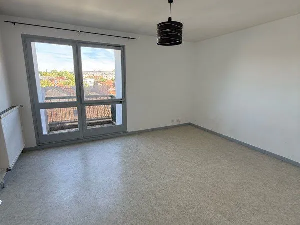 Appartement T2 bis ascenseur parking balcon 🏠