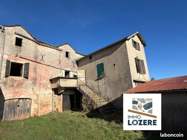Maison 4 pièces 240 m²