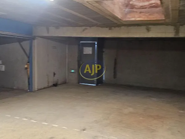 Parking/box 12 m² SAINT GILLES CROIX DE VIE