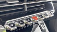 Peugeot 2008 1.2 PureTech 130ch S&S Allure — photo 15