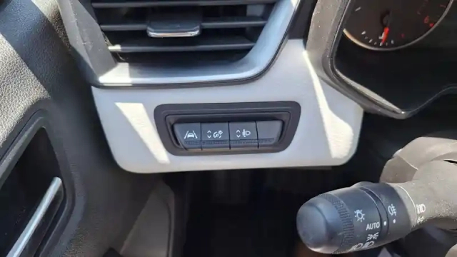 Renault Clio societe blue dci 100 — photo 21