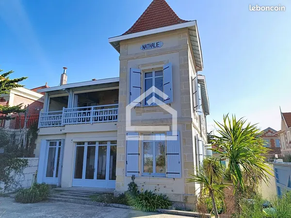 Propriété 8 pièces 200 m²