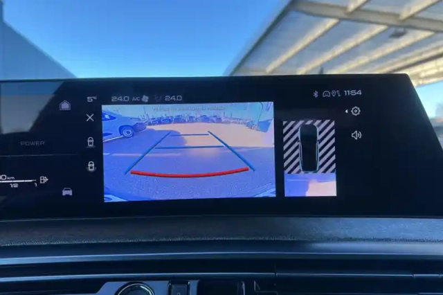 Peugeot 3008 hybrid 136 e-dcs6 — photo 60