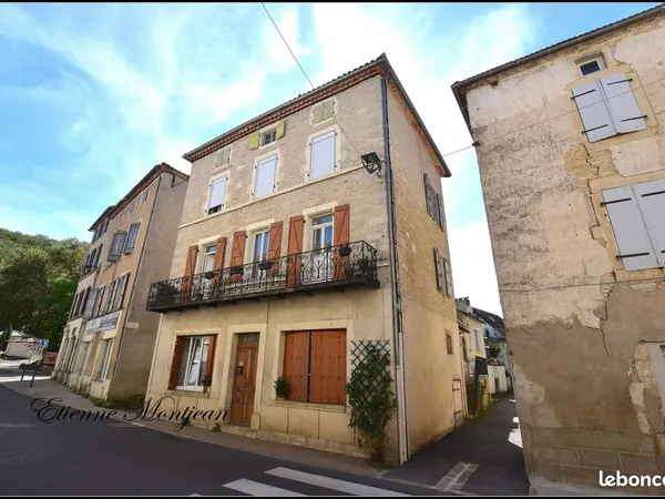 Immeuble 260 m²