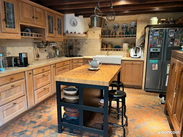 Maison 8 pièces à Breuillet