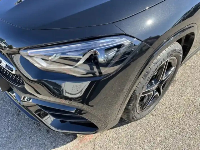 Mercedes Gla 200 d amg line — photo 9