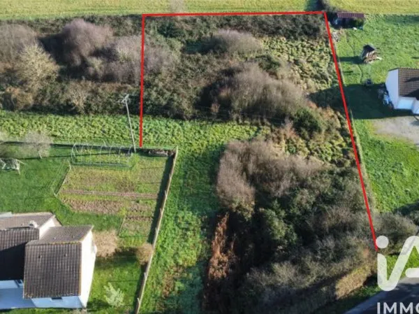 Terrain 2446 m²