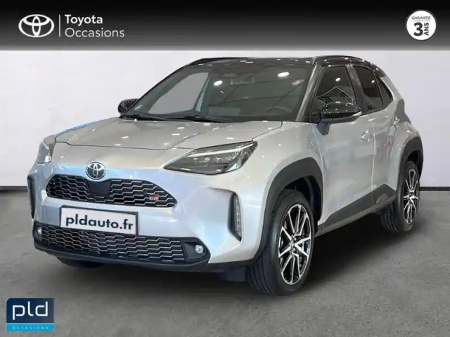 Toyota Yaris cross 130h gr sport mc24