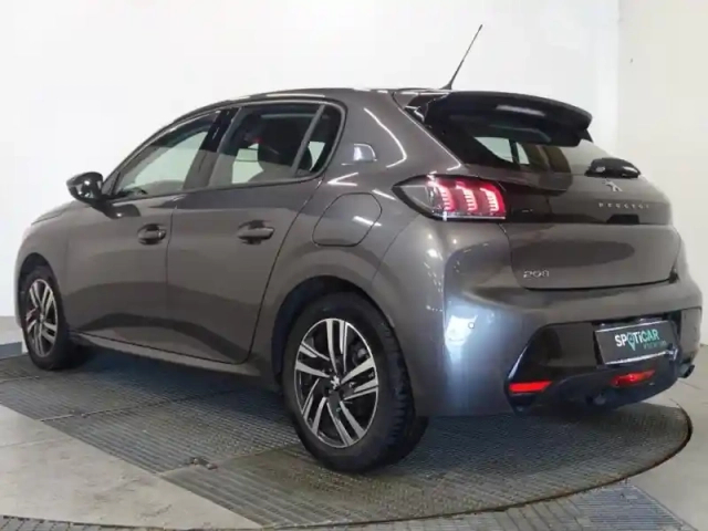 Peugeot 208 1.2 puretech 100ch s&amp;s allure — photo 8