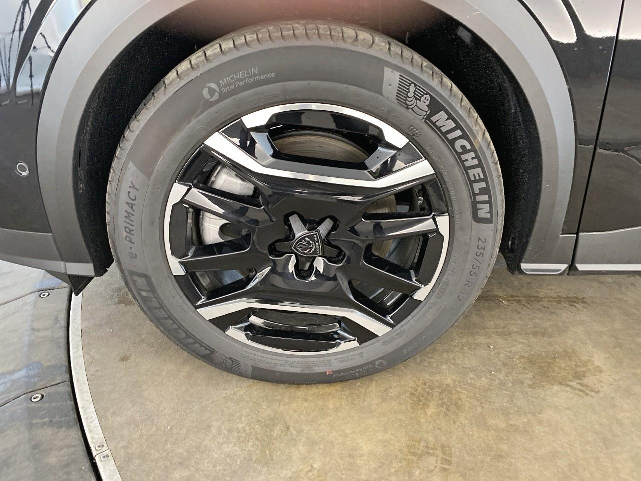 Peugeot 3008 plug-in hybrid 195 e-dcs7 gt — photo 11