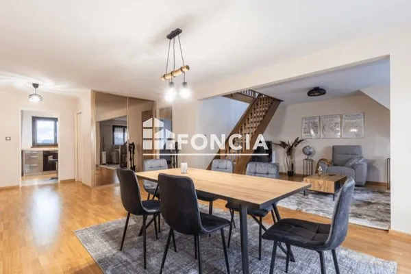 Appartement 4 pièces 103 m²