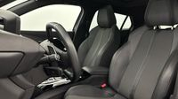 Peugeot 2008 1.2 PureTech 130ch S&S GT EAT8 — photo 12