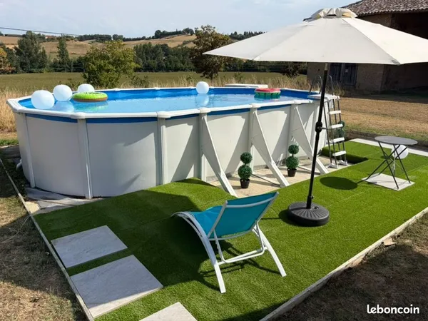 Ferme de caractère, gîte clé en main, piscine, grange, 8 000 m²