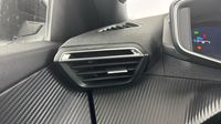 Peugeot 2008 1.2 PureTech 130ch S&S GT EAT8 — photo 12