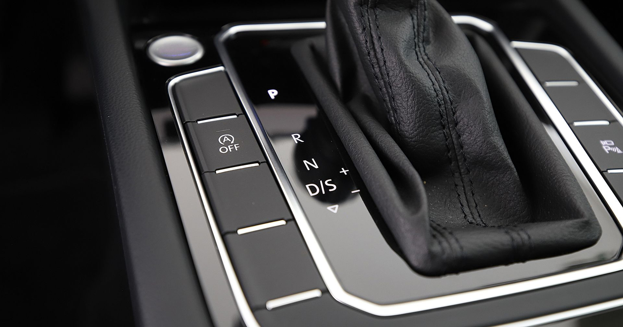 Volkswagen Passat SW — photo 24