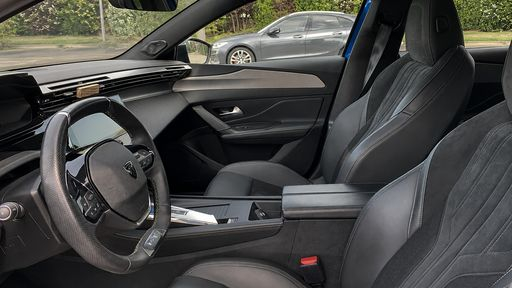 Peugeot 308 1.2 PureTech 130 EAT8 - GT – 2022 – 80476 km – Essence – Boîte Automatique — photo 16