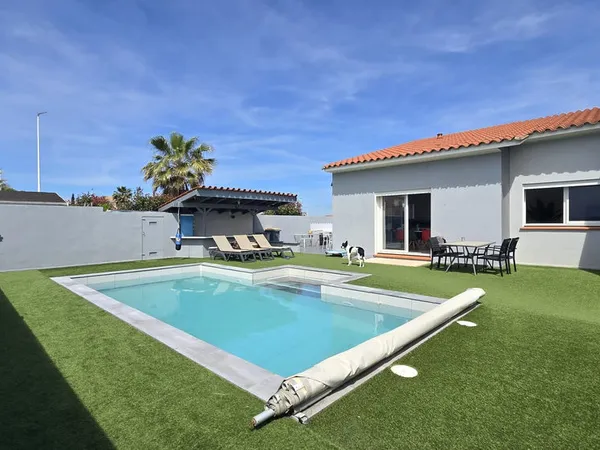 Villa plain- pied avec garage en sous sol