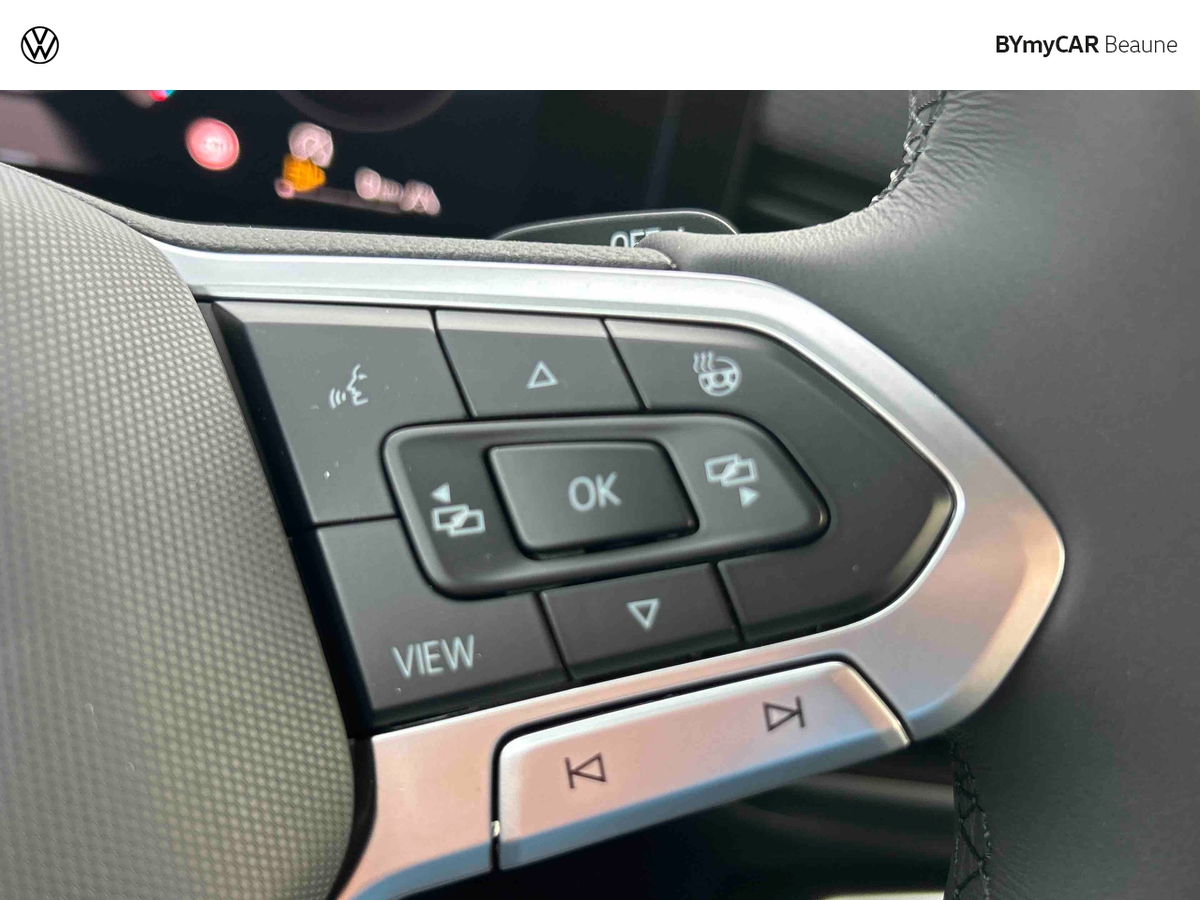 Volkswagen T-Roc 1.5 eTSI EVO2 Hybrid 150 ch DSG7 — photo 28