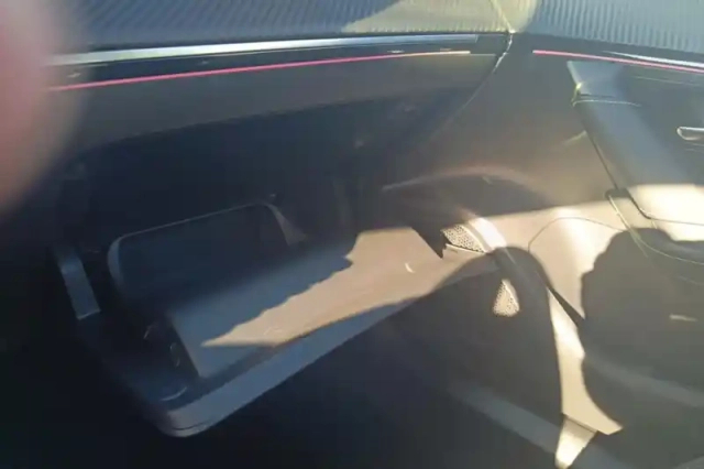 Peugeot 2008 puretech 130 s&amp;s eat8 — photo 30
