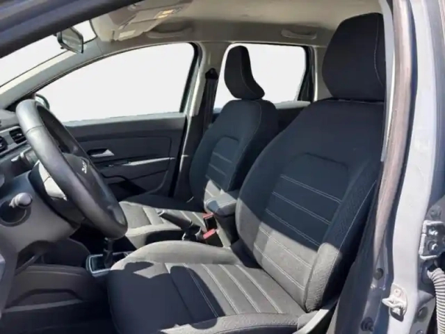 Dacia Duster 1.3 tce 130ch fap expression 4x2 — photo 14