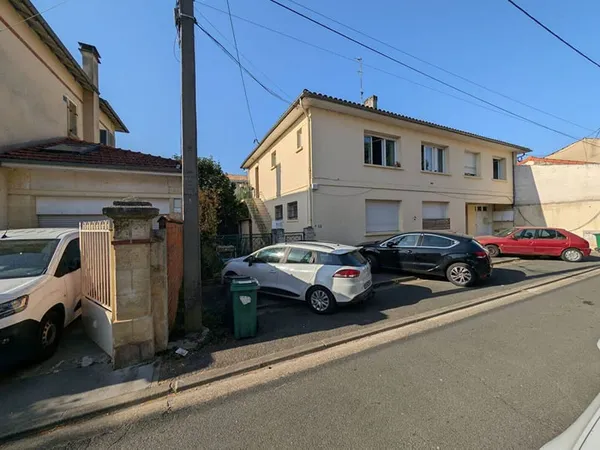 Immeuble 270 m²